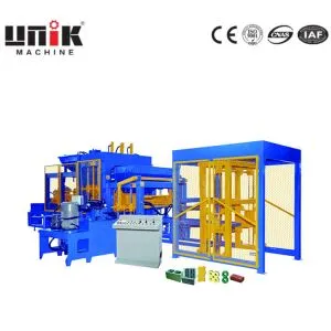 Blocco di calcestruzzo automatico da 6 pollici QT10-15 con alimentatore automatico